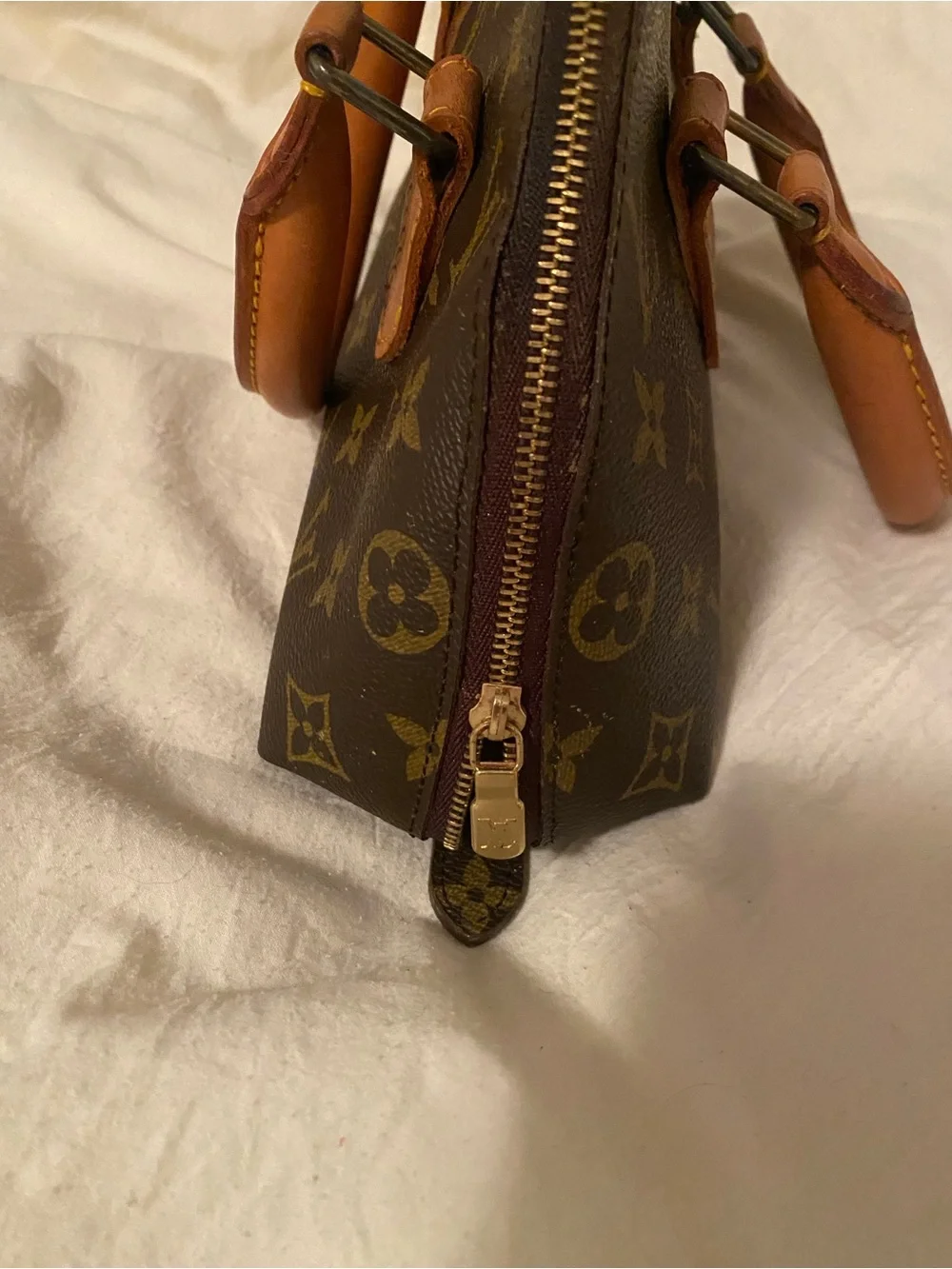 Louis Vuitton iconic louis